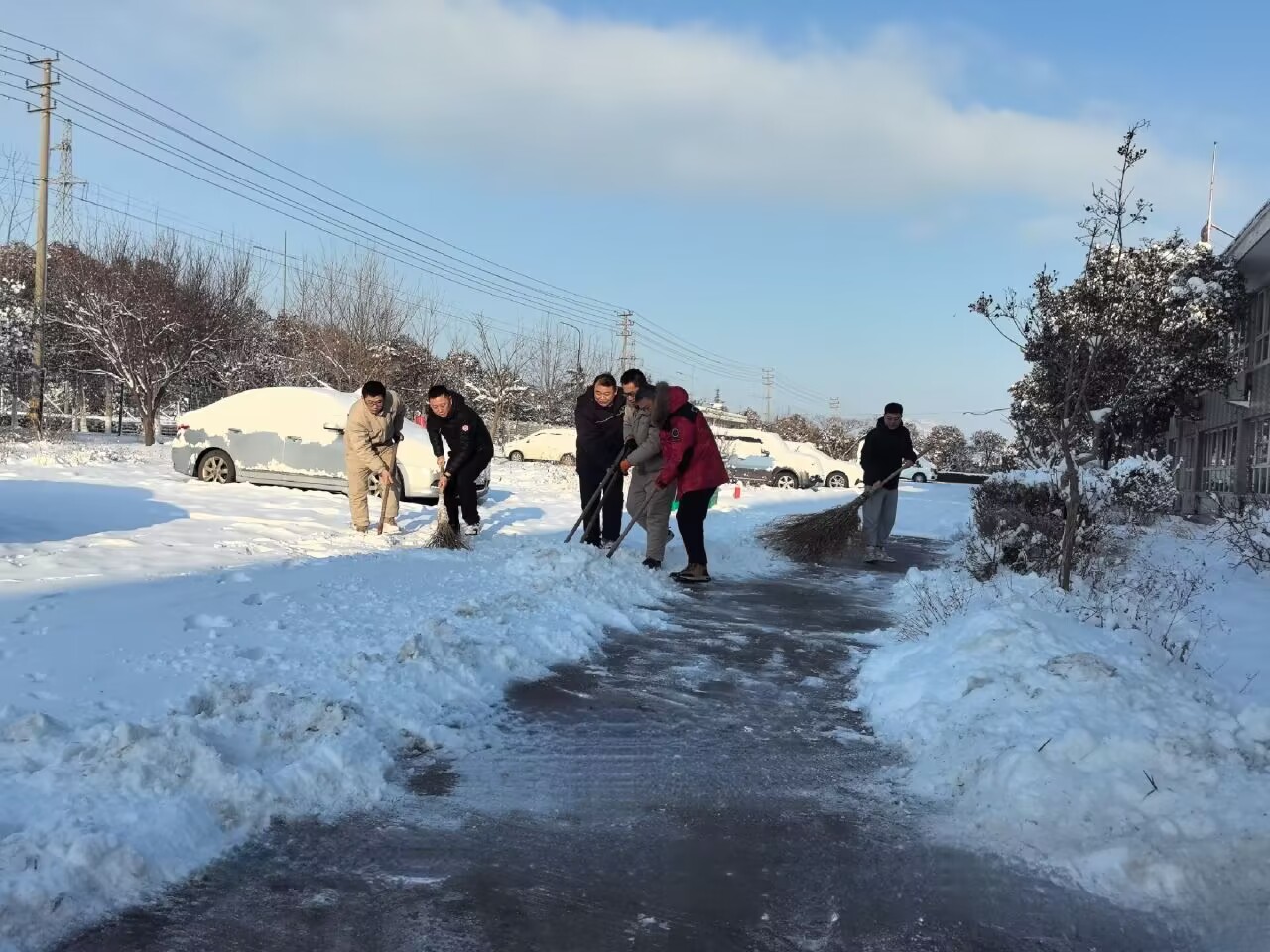 清雪破冰